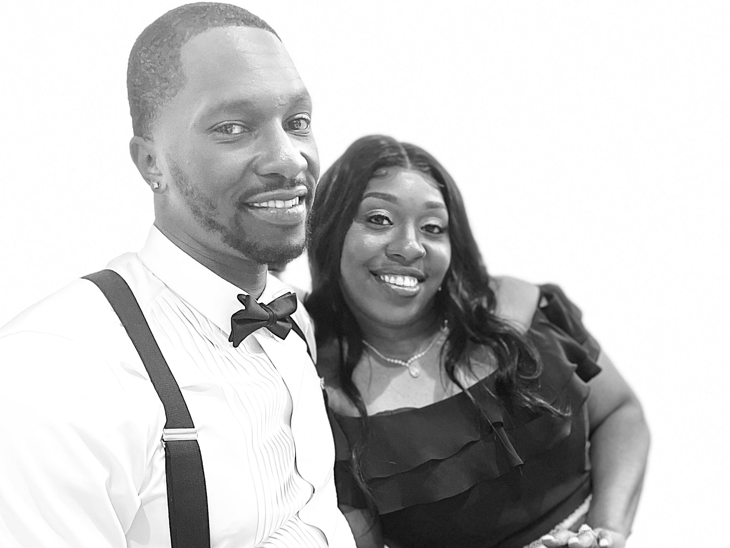 The Wedding Website of Jessica Harris and Charles Criss