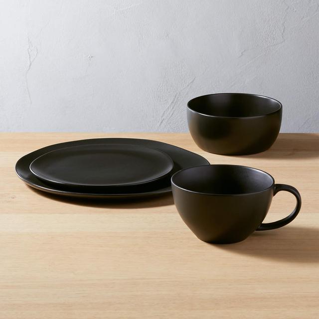 4-Piece Crisp Matte Black Place Setting
