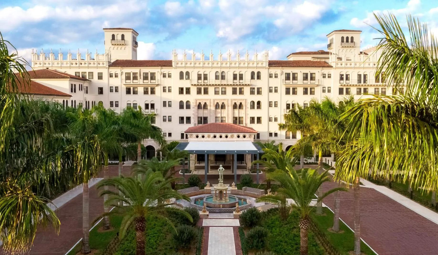 The Wedding Website of Meagan Kuehn and Gabriel Jimenez