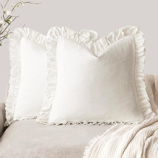 Foindtower Set of 2 Decorative Soild Fringe Ruffle Throw Pillow Covers Soft Boho Farmhouse Cushion Cover Cozy Accent Retro Pillowcase for Couch Sofa Bed Living Room Home Decor,20×20 Inch,White
