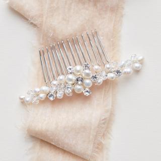 Abbey Freshwater Pearl Comb