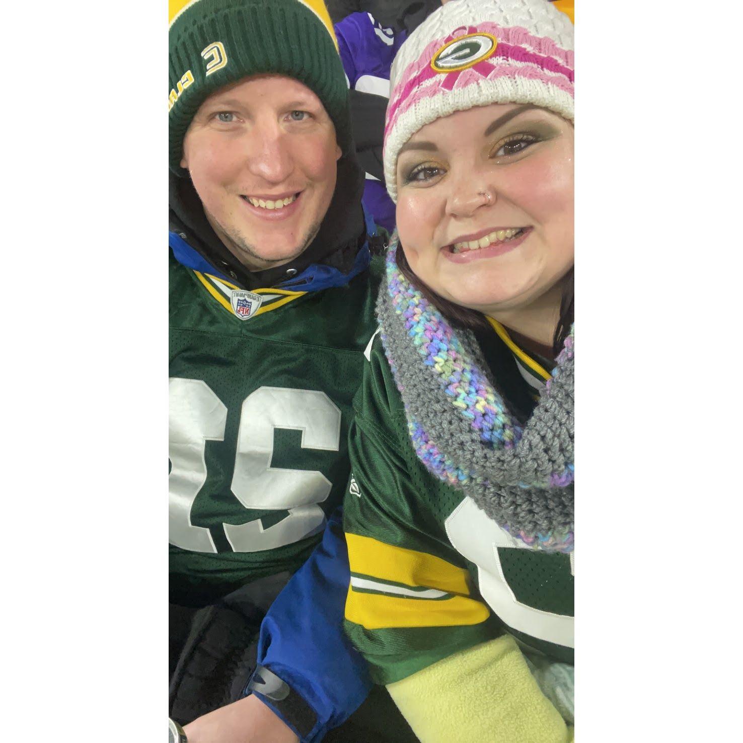 Another selfie at Lambeau field!
January 2023