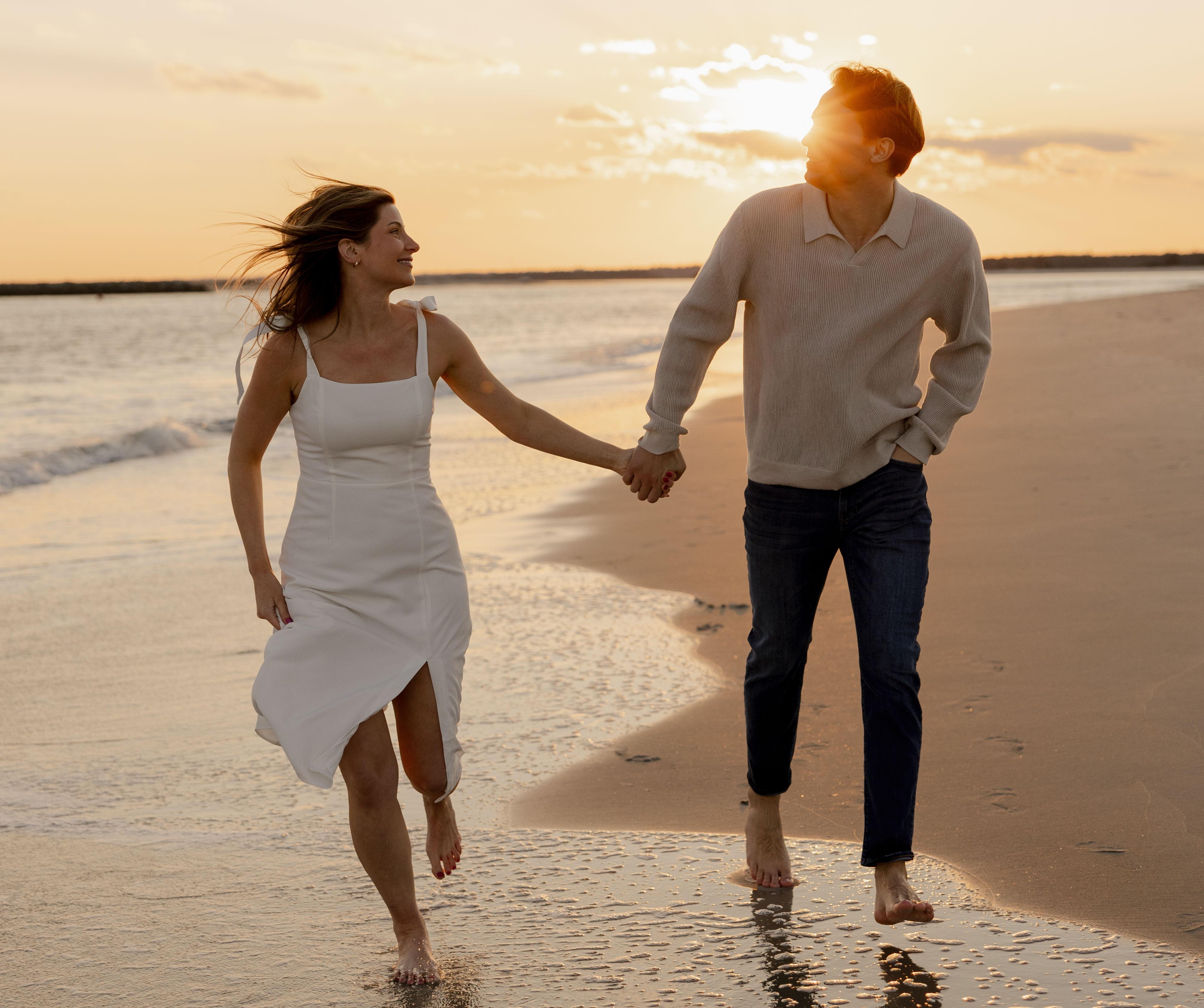 The Wedding Website of Diana Kathryn Bates and Joshua Michael Fields