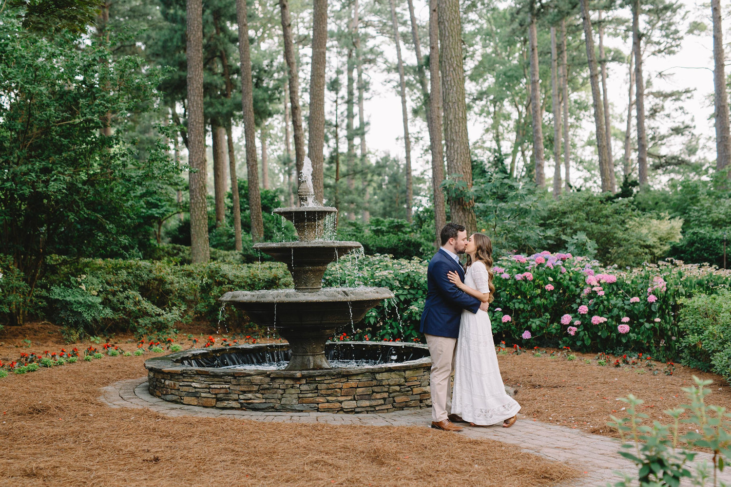 The Wedding Website of Lisa Le Vay and Charles Thomas