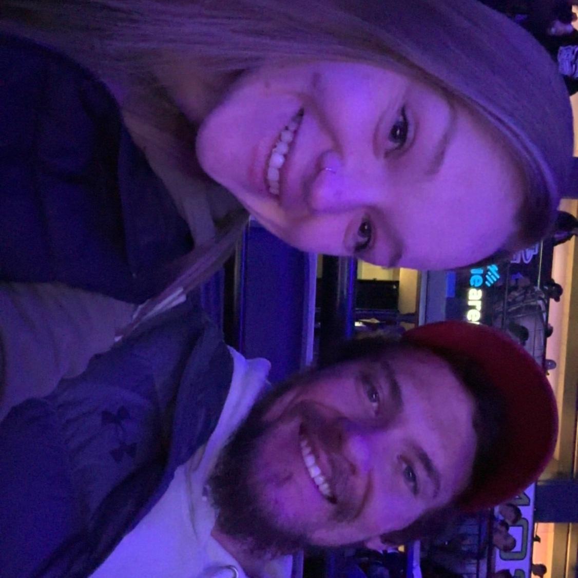 Hockey game date night 🏒