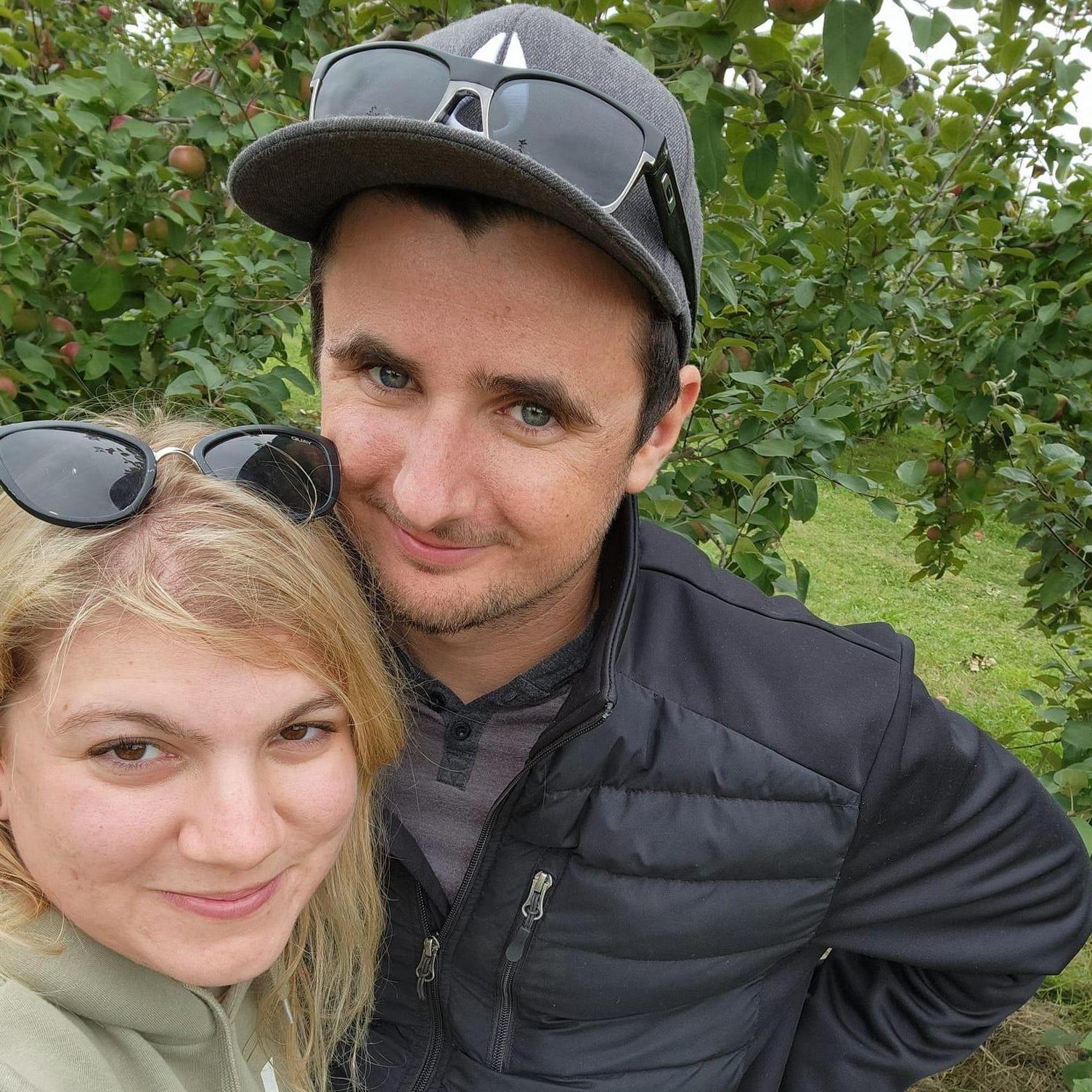 apple picking