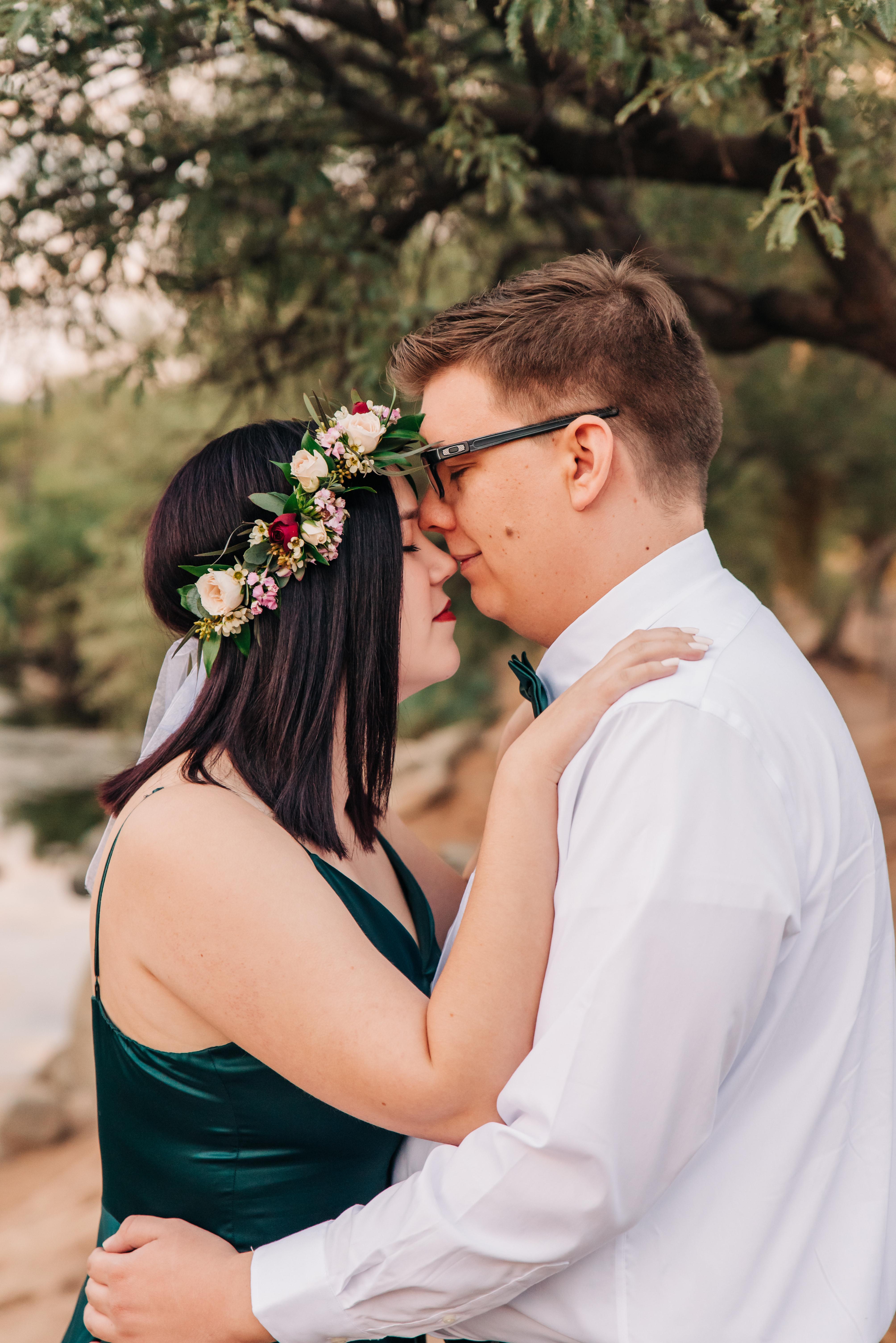 The Wedding Website of Lindsey Shaver and Devin Pooley