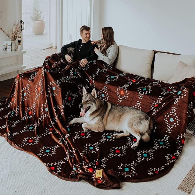 Big Blanket Co Original Stretch Desert Geo | 10' x 10' Extra Large Throw Blanket | Soft, Cozy Outdoor Blanket for Summer and Giant Picnic Blanket | Machine Washable & Temperature Regulating
