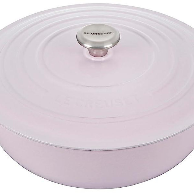 Le Creuset Enameled Cast Iron Signature Chef's Oven with Lid, 7.5 Quart, Shallot