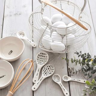 Rea Dunn Classics 5-Piece Measuring Spoon Set