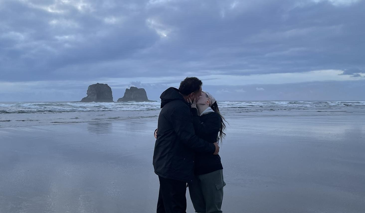 The Wedding Website of Derah VanAlfen and Eduardo Martinez