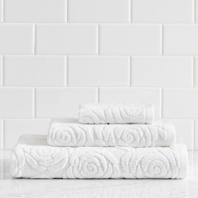 LoveShackFancy Rosette Bath Towel, White