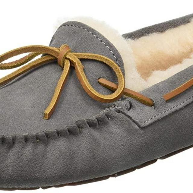 UGG Women's Dakota Slipper