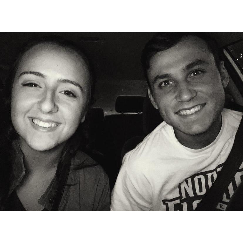 Cate was visiting Jax and they got dinner as friends!