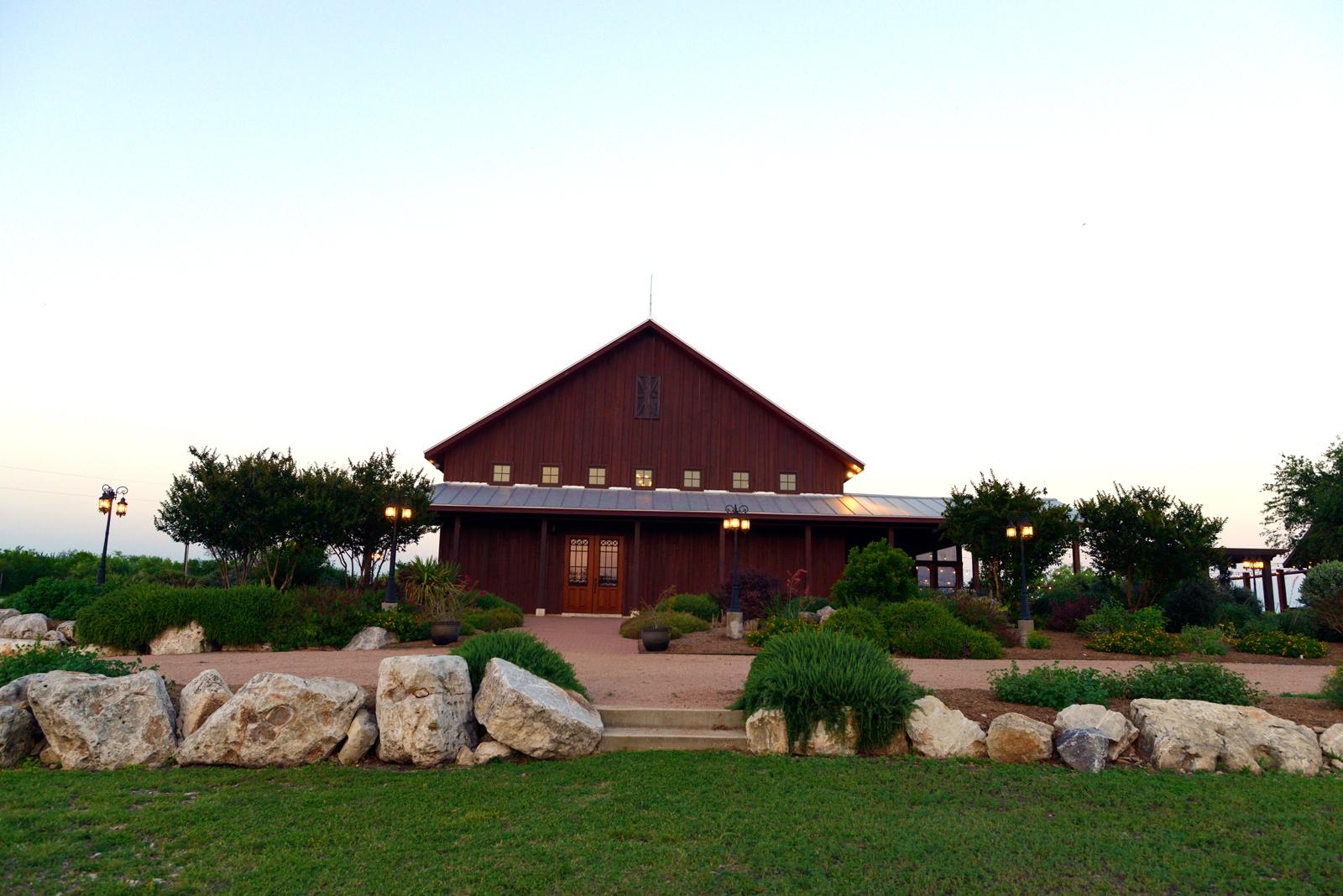 The Wedding Website of Kevin Hoth and Jillian Williams