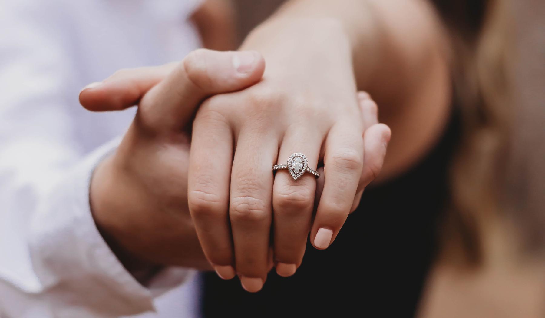 The Wedding Website of Tara Lijewski and Drew Pooley