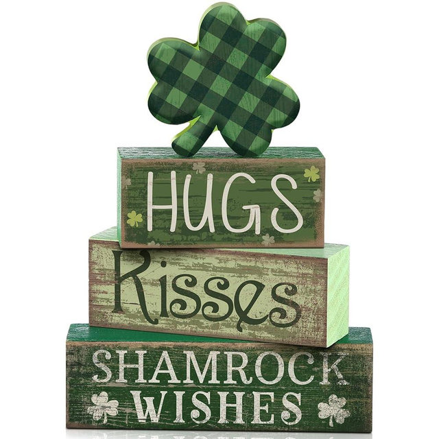 Lineshading 4 Pcs St. Patrick's Day Table Wooden Signs Hug Shamrocks Table Decoration Green St. Patrick Striped Tiered Tray Decor Irish Themed Centerpiece for Farmhouse Holiday Tabletop Home Decor