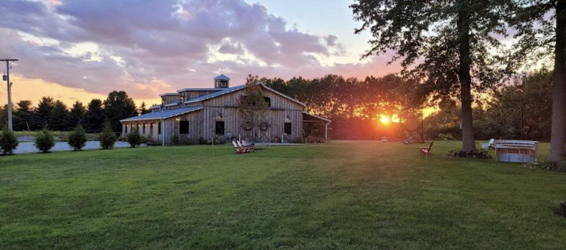 The Wedding Website of Theresa Laughlin and Colton Buess