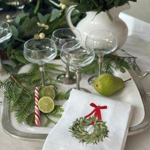 Boxwood Holiday Wreath, White ( Green/Red)