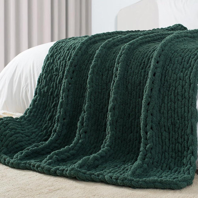 Carriediosa Chunky Knit Throw Blanket 50" X 60", 100% Hand Made Large Chenille Loop Yarn Soft Fluffy Throws for Couch Sofa Bed, Big Crochet Cozy Heavy Thick Cable Woven Blanket, Dark Green