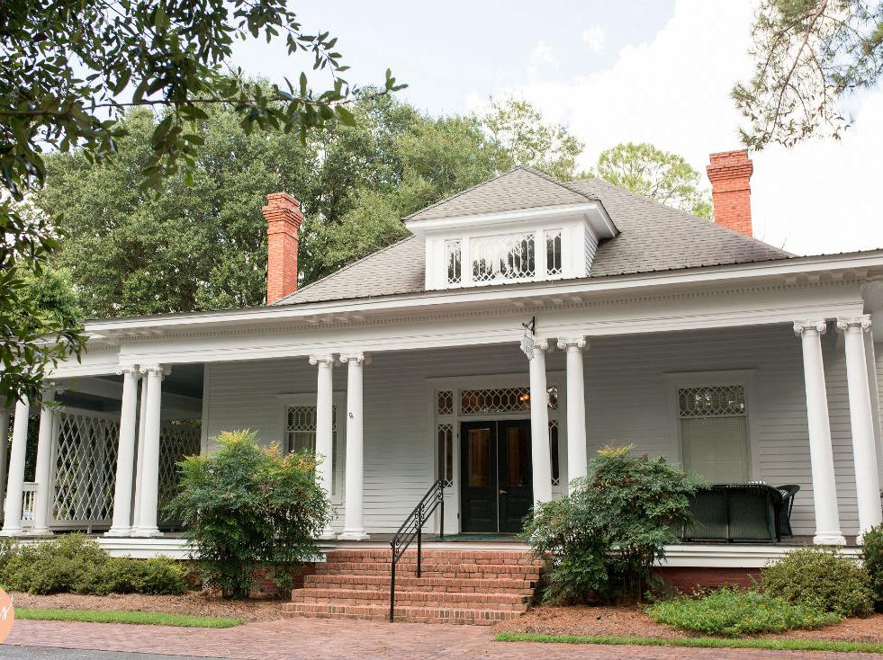 The Wedding Website of Adrienne Gillis and Cody Anderson