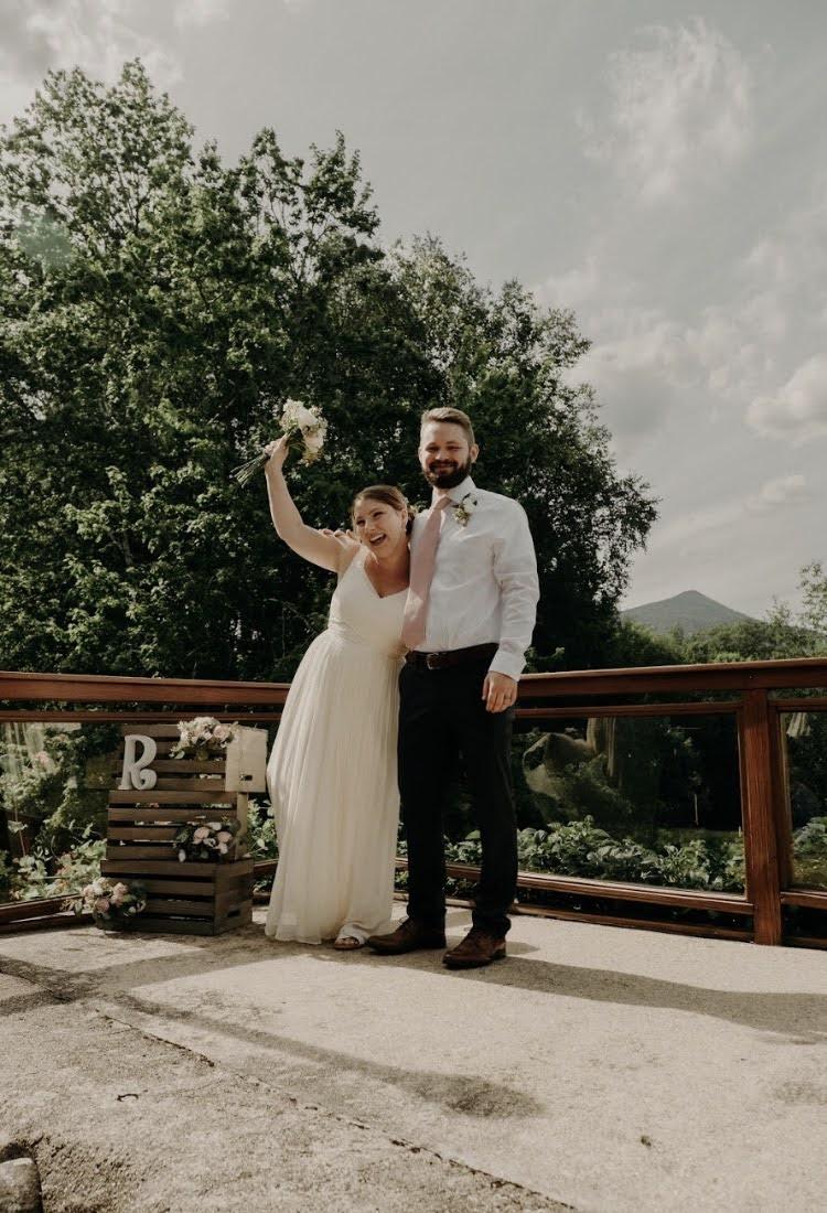 The Wedding Website of Samantha Redding and Samuel Redding