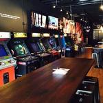 16-Bit Bar + Arcade