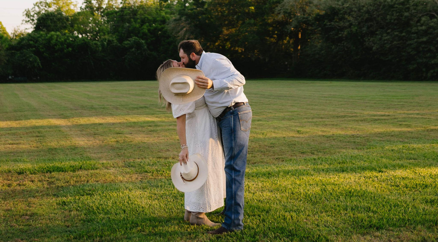 The Wedding Website of Victoria Sherrod and Travis Stavinoha