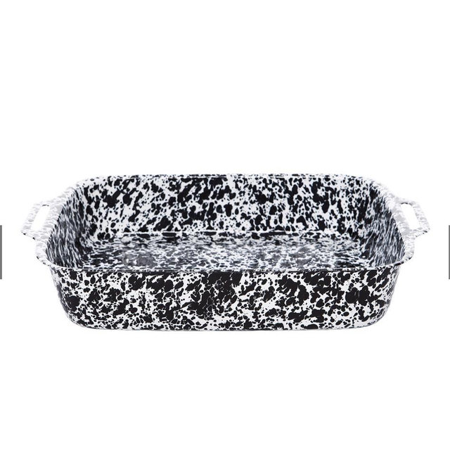 Splatter Lasagna Pan