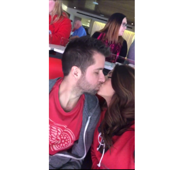 KISS CAM #gowings