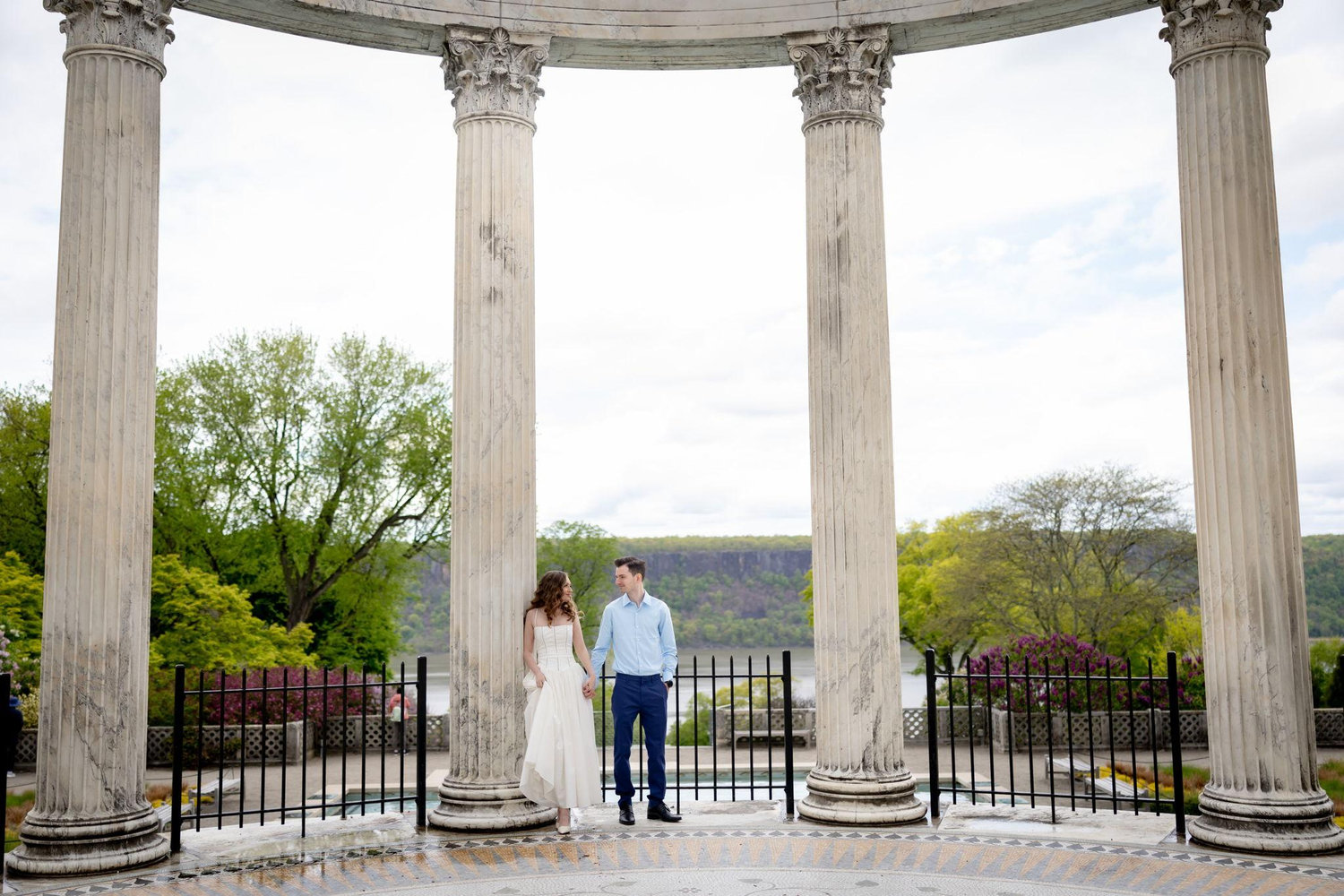 The Wedding Website of Lauren Steigerwald and Christopher Bonanno
