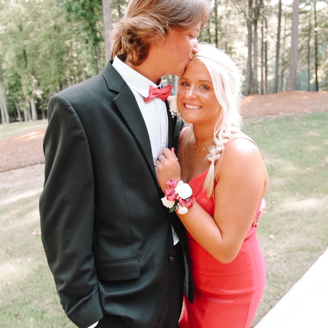 11th grade prom