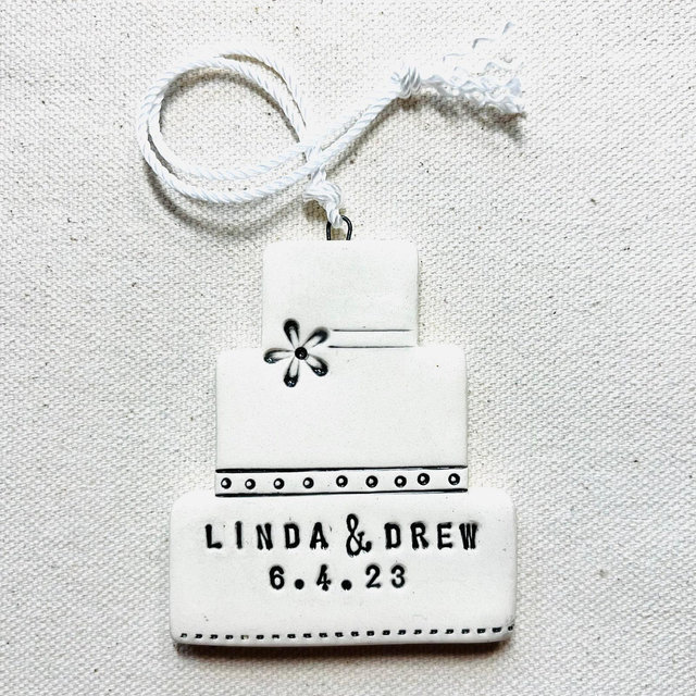 personalized wedding just married ornament