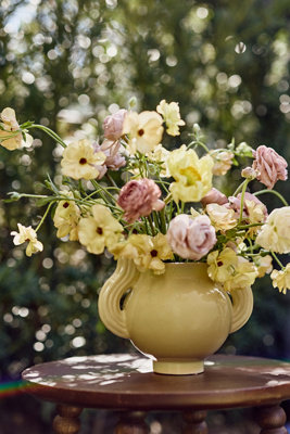 Daphne Ceramic Vase