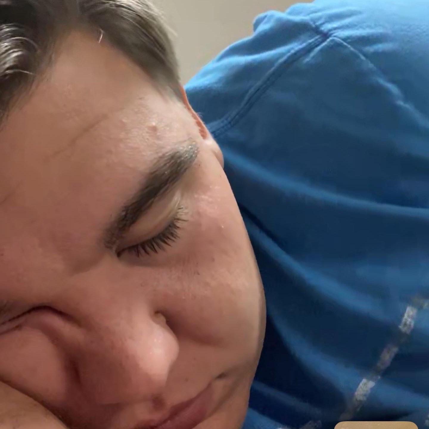 Long distance calls = falling asleep on FaceTime
