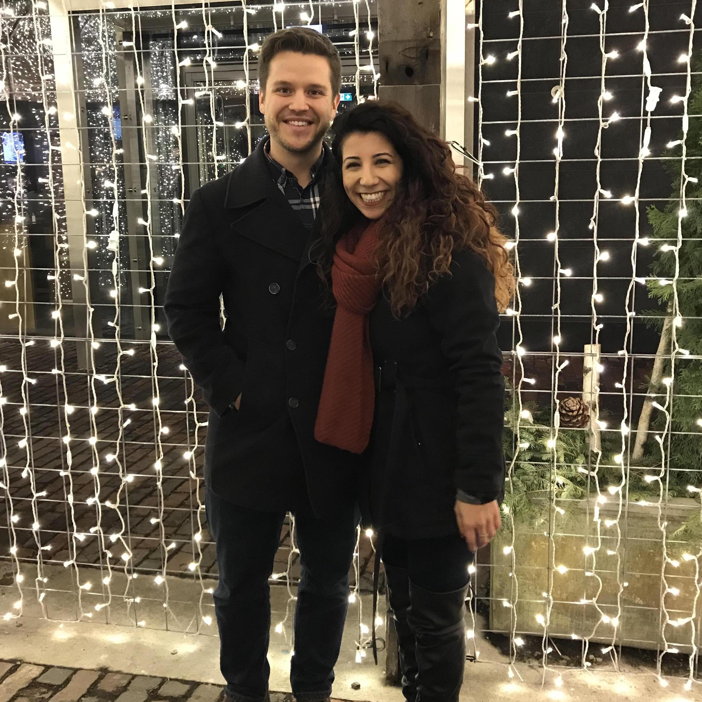 Our first "official" date at the Christmas Market in 2017! 

Ps. Thank you Sarah Shelley for encouraging Roberta to go!