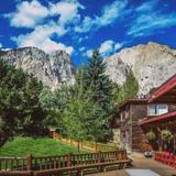 Deer Valley Hot Springs & Amenities