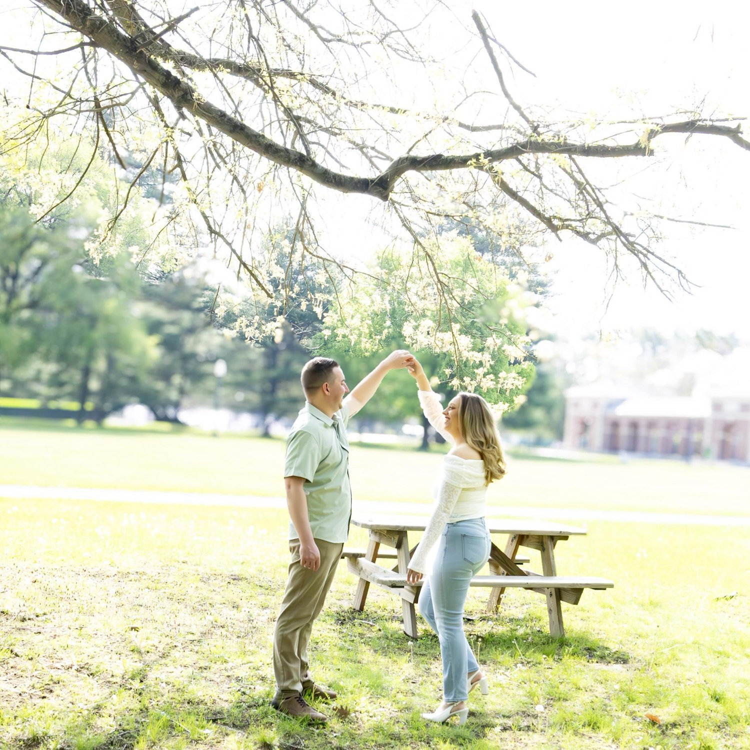 Engagement Photos in Saratoga State Park