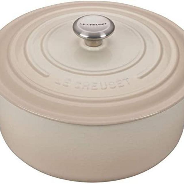 Le Creuset Signature Round Dutch Oven, 7.25 qt, Meringue