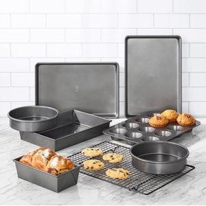 Chicago Metallic Professional Non-Stick 8-Piece Bakeware Set, Silver