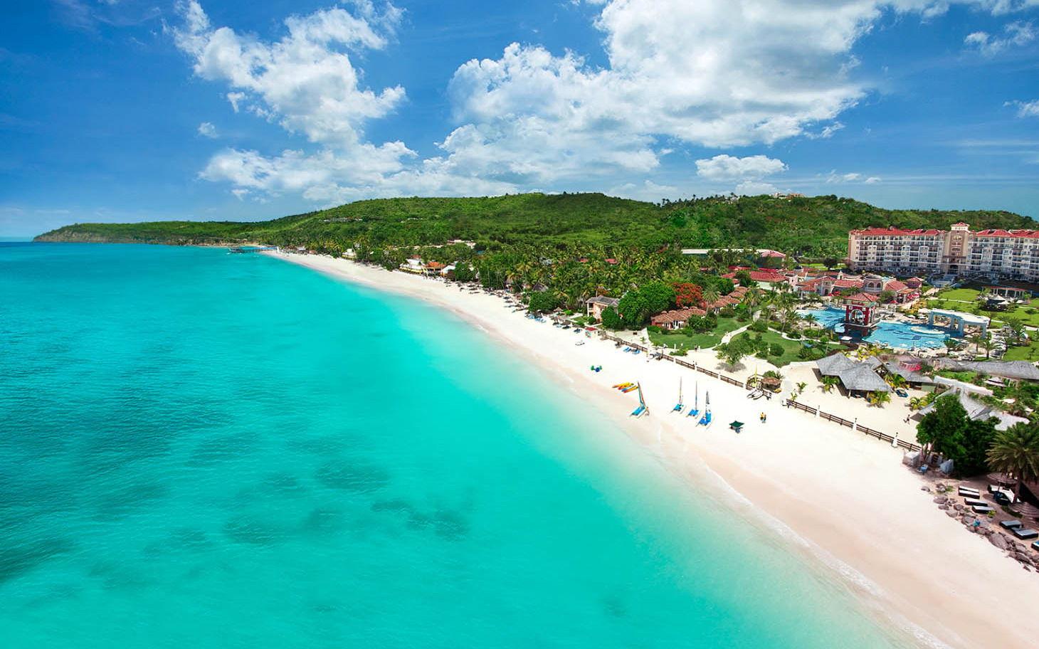 The Wedding Website of Jessica Andelora and Paul Prins Jr.