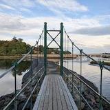 Wiggly Bridge