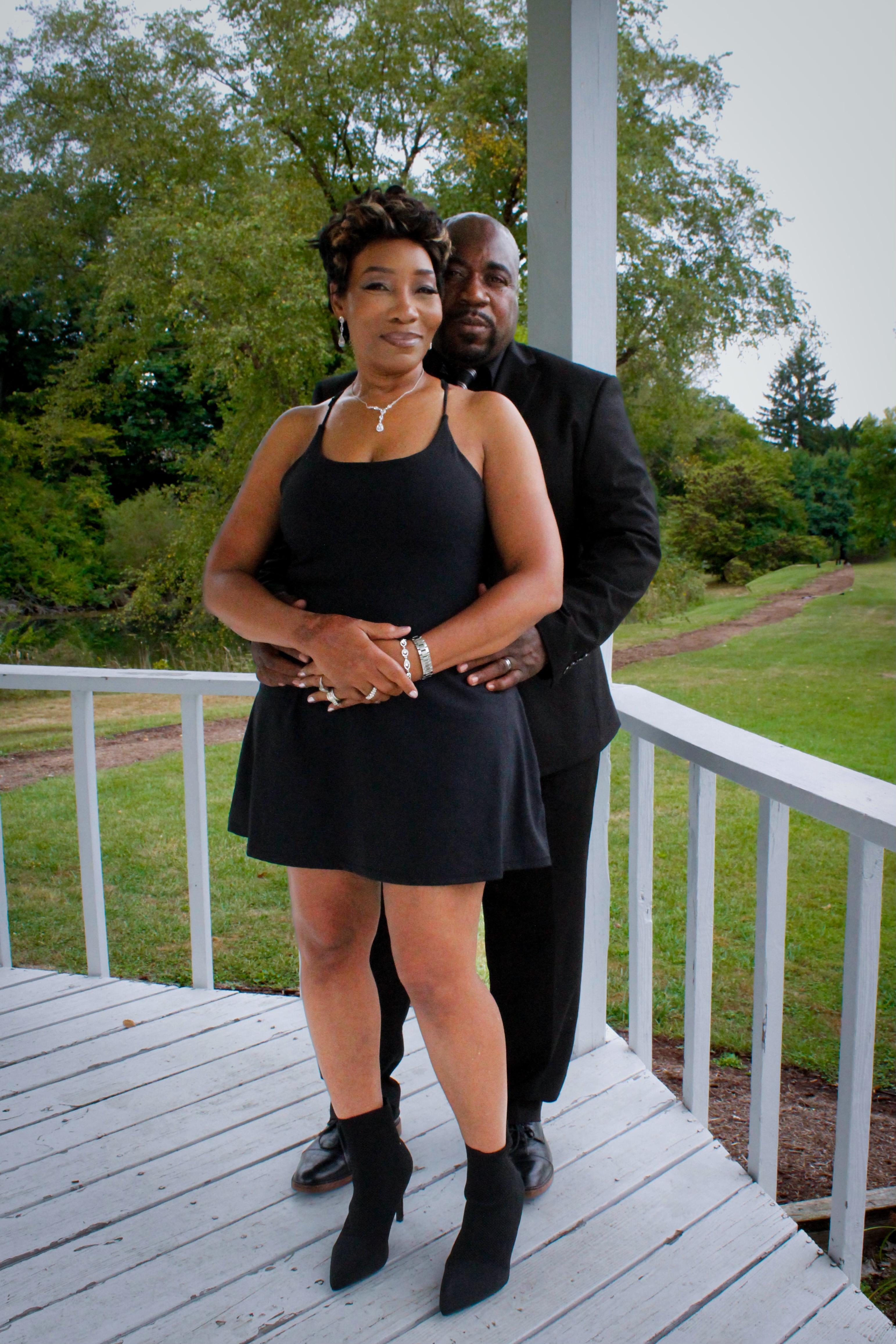 The Wedding Website of Chris Daniels and Linda Daniels