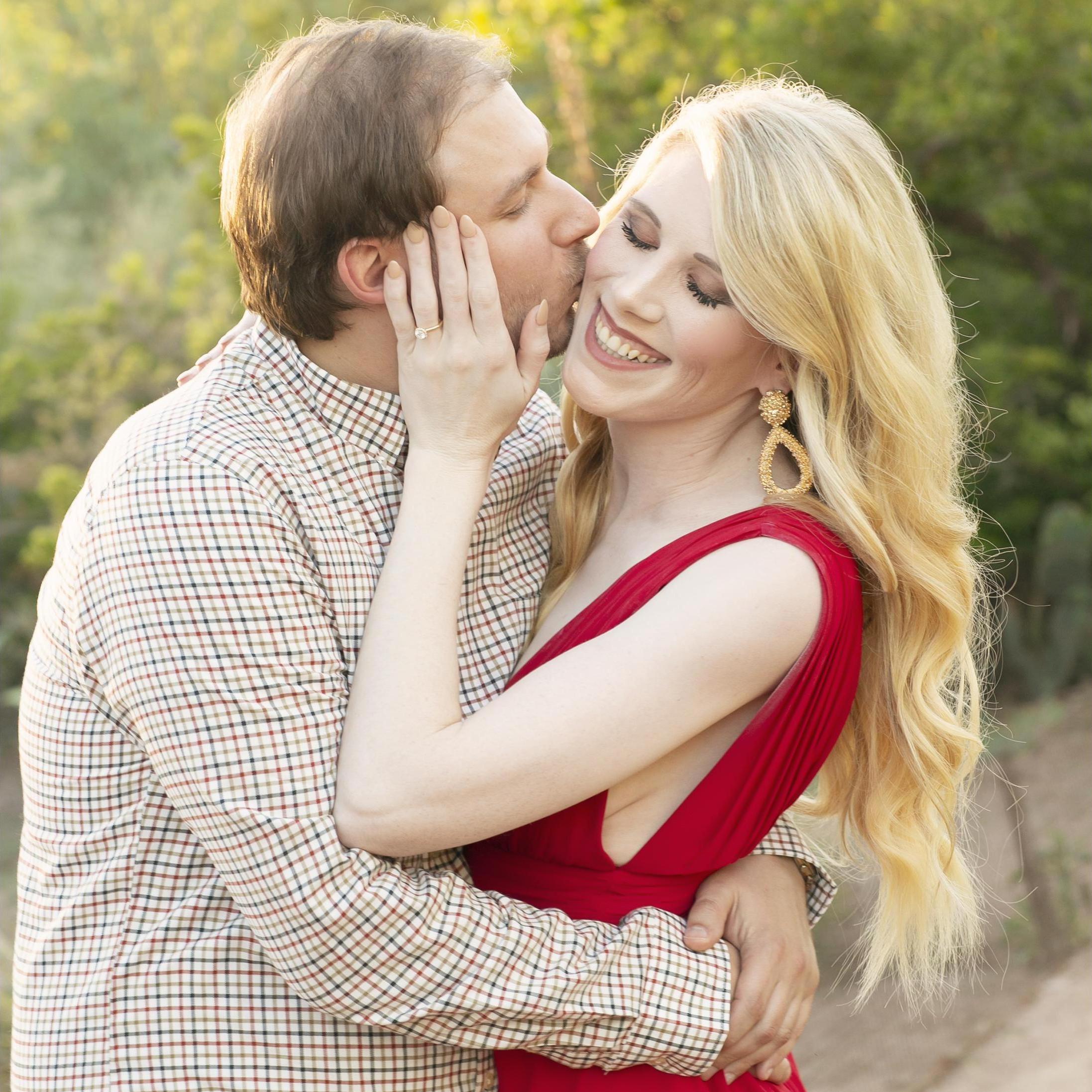 Engagement Photos at the Desert Botanical Garden in Phoenix, Arizona