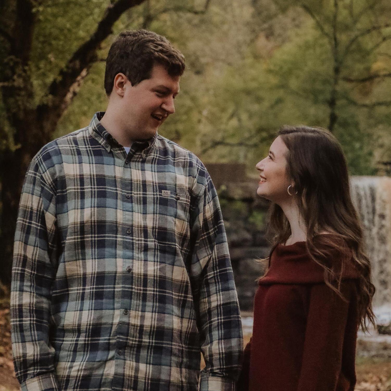 Fall 2019 - Engagement photos :)