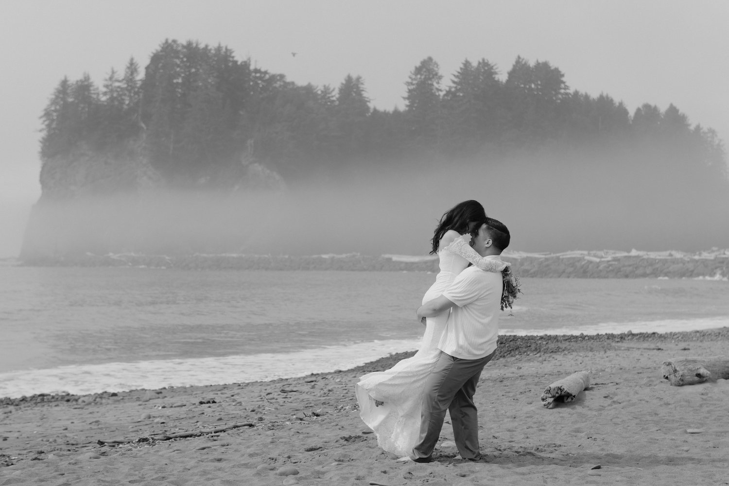 The Wedding Website of Karina Vega and Esteban Hernandez