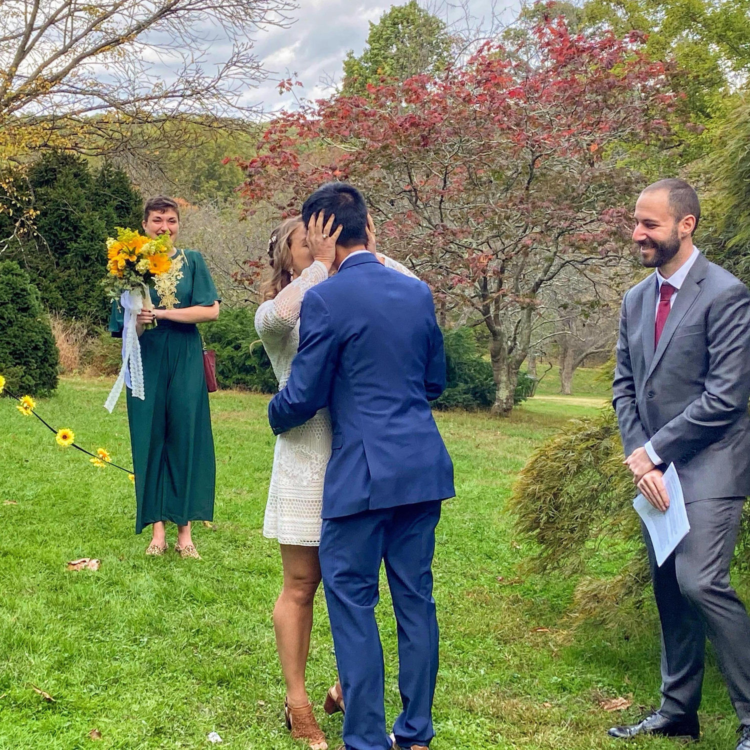 "Kiss the bride!"