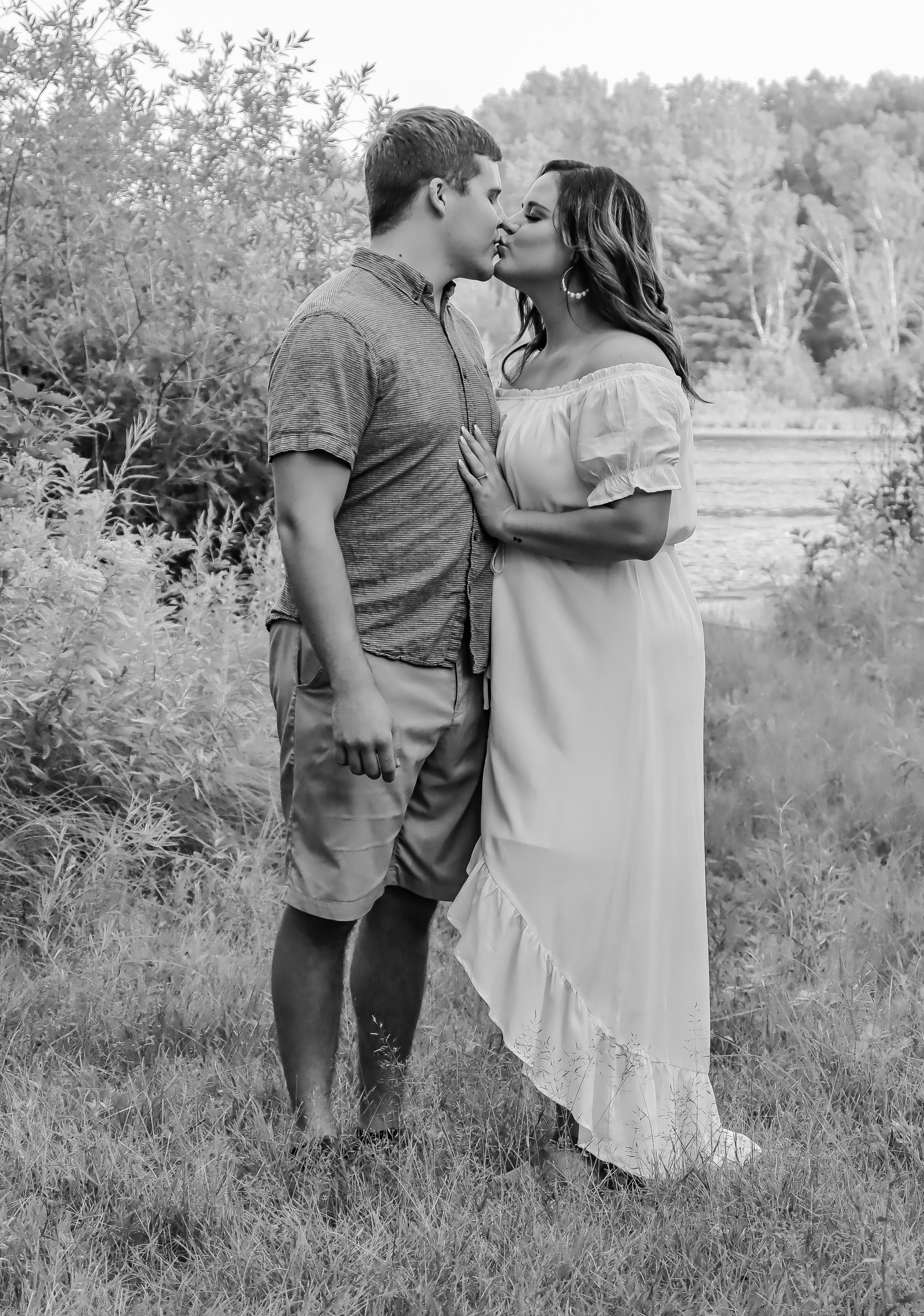 The Wedding Website of allison young and benjamin hanson