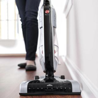 LiNX Signature Cordless Stick Vacuum