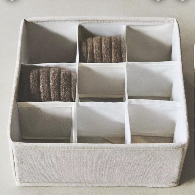 ORGANIZER BASKET WITH COMPARTMENTS